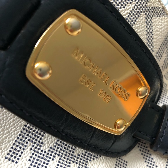 •SOLD• - Picture 5 of 5